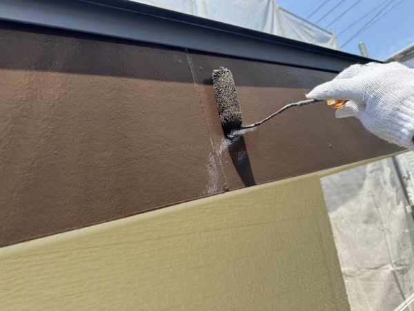 熊本市中央区 E様邸 屋根外壁塗装工事　付帯部中塗り・上塗りサムネイル