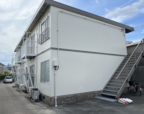熊本市中央区 坪井 アパート 屋根外壁塗装工事　施工前後